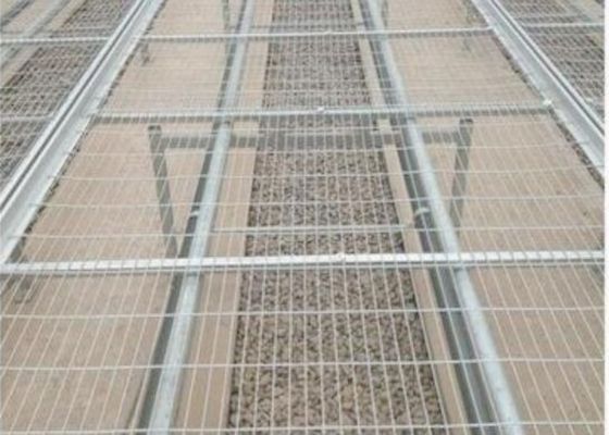 Panel Wire Mesh Dilas Galvanis 2x2 Untuk Tempat Tidur Yang Dibesarkan Tahan Erosi