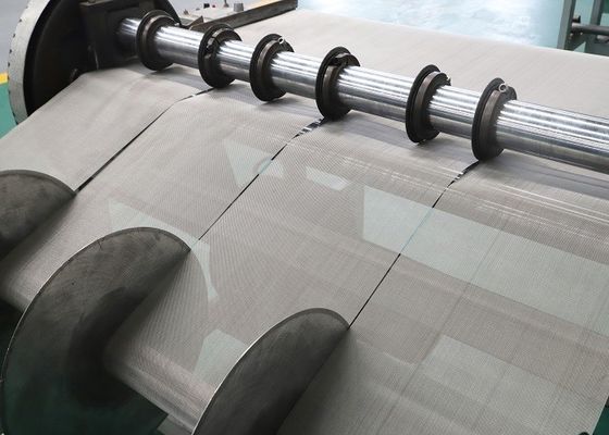 2205 Duplex Stainless Steel Woven Wire Mesh Roll Digunakan Di Kapal Tekanan