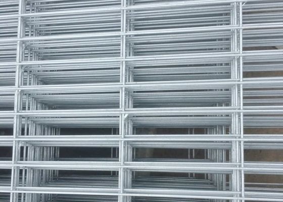 8 Gauge Panel Wire Mesh Dilas Galvanis untuk Pagar Sementara yang Tahan Lama