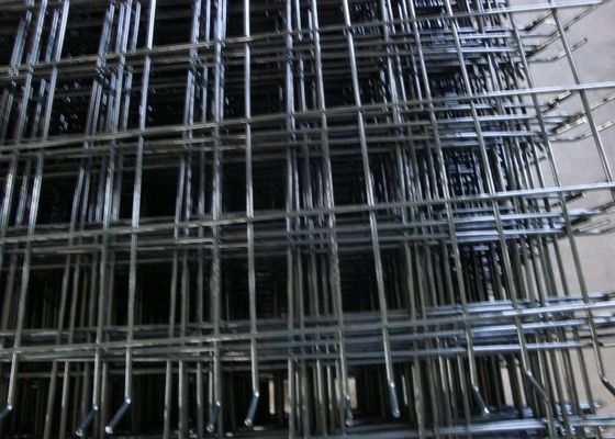 4 Ukuran Pembukaan Panel Wire Mesh Las 100mm X 100mm Ukuran kisi Kekuatan tinggi