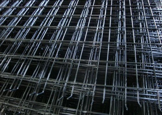 4 Ukuran Pembukaan Panel Wire Mesh Las 100mm X 100mm Ukuran kisi Kekuatan tinggi