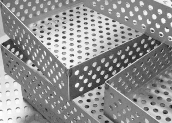 0.2mm-10mm Ketebalan Stainless Steel Punched Metal Sheet dengan Pola Lubang Khusus untuk Peralatan Industri & Filter