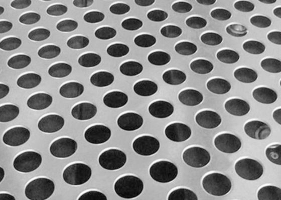 0.2mm-10mm Ketebalan Stainless Steel Punched Metal Sheet dengan Pola Lubang Khusus untuk Peralatan Industri & Filter