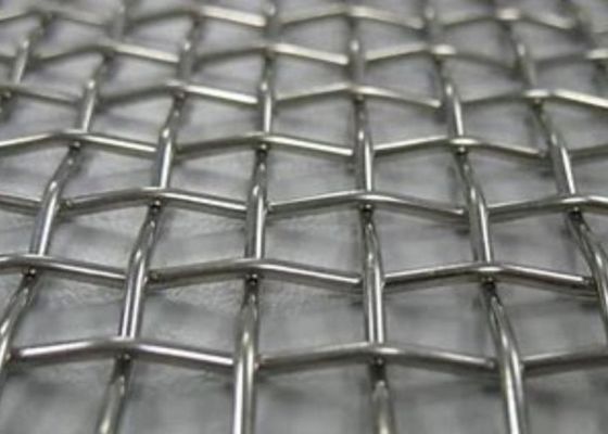 Layar Wire Mesh Tenun Tahan Korosi Dengan Mesh Persegi Untuk Tipe Kait 30° 180°