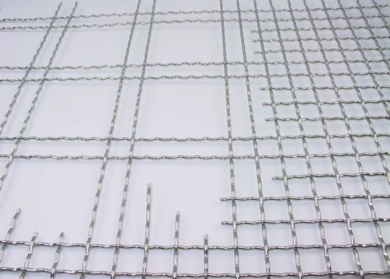 Layar Wire Mesh Woven Resistant to Heavy Impact Galvanized Square Mesh With Long Service Life Layar Wire Mesh Woven Resistant to Heavy Impact Galvanized Square Mesh dengan umur panjang