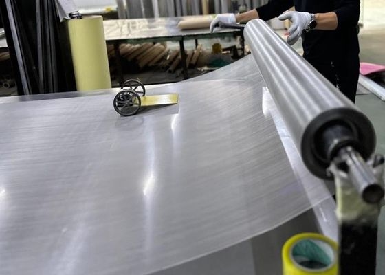 Epoxy berlapis hitam stainless steel Wire Mesh Screen dengan ketahanan korosi tinggi untuk berbagai aplikasi