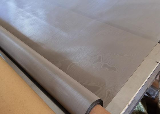 Fleksibel stainless steel Wire Mesh Screen Dalam Gulung Dengan Berbagai Jenis Tenun Untuk Penggunaan Filter Industri
