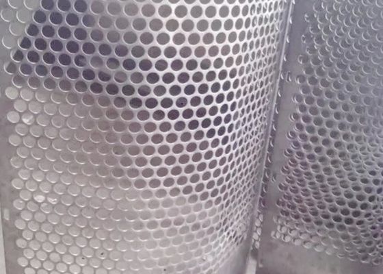 Standar ISO 9001 Lembar Mesh Logam Perforasi Galvanis untuk Dekorasi