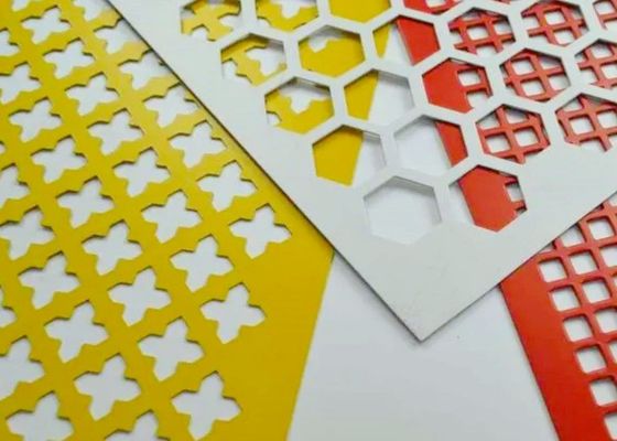 Jaring Logam Berlubang dengan Bentuk Lubang dan Perlakuan Permukaan Khusus