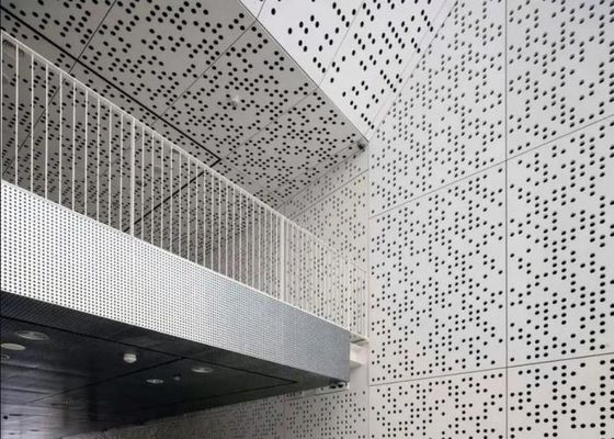 Lembaran Aluminium Berlubang dengan Lapisan PVC Berwarna-warni untuk Dekorasi Dinding Eksterior