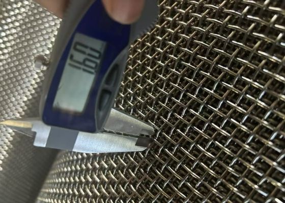 Jenis tenunan Tembaga polos tenunan stainless steel Wire Mesh Screen untuk asam / alkali screening dan penyaringan Lebar 0,03m-6,5m