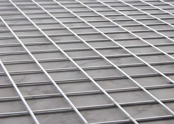 Panel Wire Mesh Hot Dip Galvanized yang dapat disesuaikan dan tahan lama