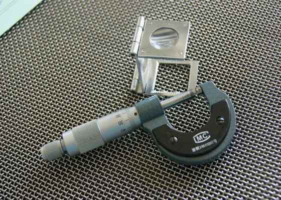 Custom Filter Wire Mesh 50-500 Mikron dengan Layanan Pemotongan