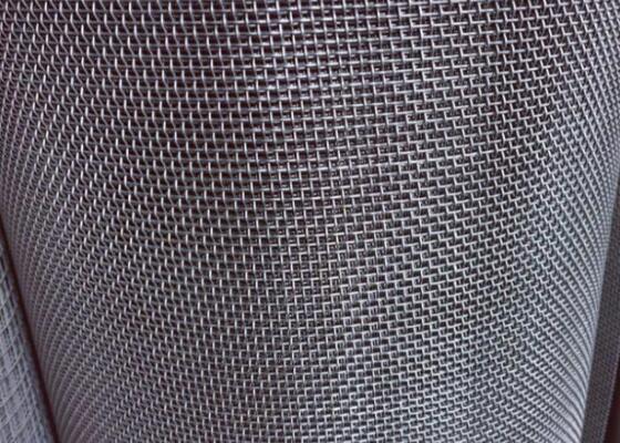 Mesh 12 x 12 Baja Karbon Baja Persegi Panjang Dibangun untuk Memberikan Kekuatan dan Stabilitas Luar Biasa di Industri