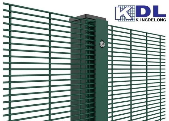 Anti Climbing 358 Panel Keamanan Mesh Pvc Dilapisi Wire Mesh Hijau 2.7m 3.0m
