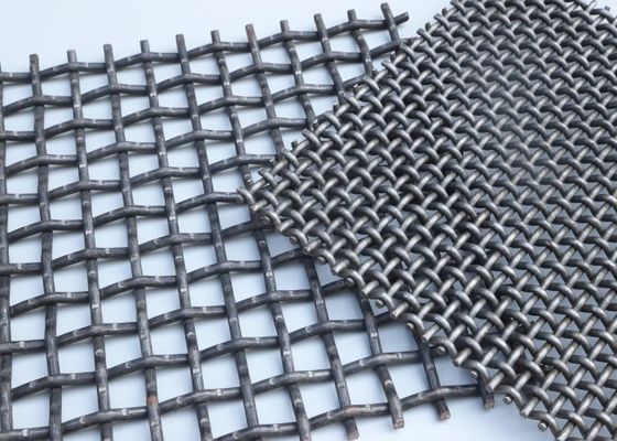 Layar Wire Mesh Tulang baja tensile tinggi untuk 30 ° 180 ° Jenis Hook Dan Slot Panjang